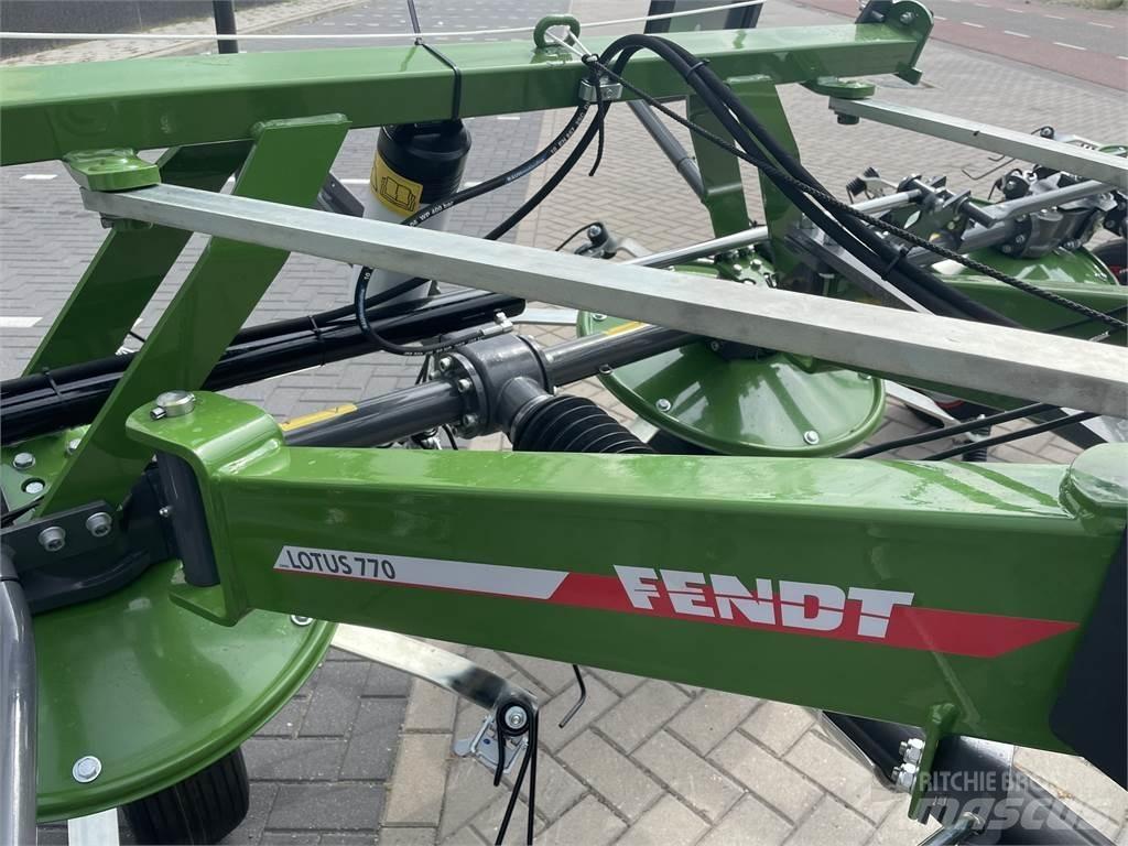 Fendt Lotus 770 Vändare och luftare
