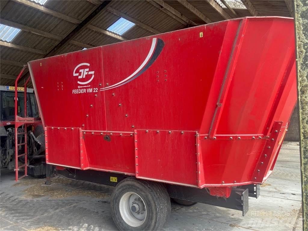 JF Kverneland 20m3 Fullfodervagnar