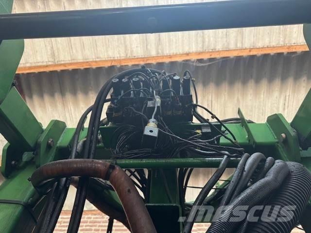 John Deere 832 Självgående sprutor