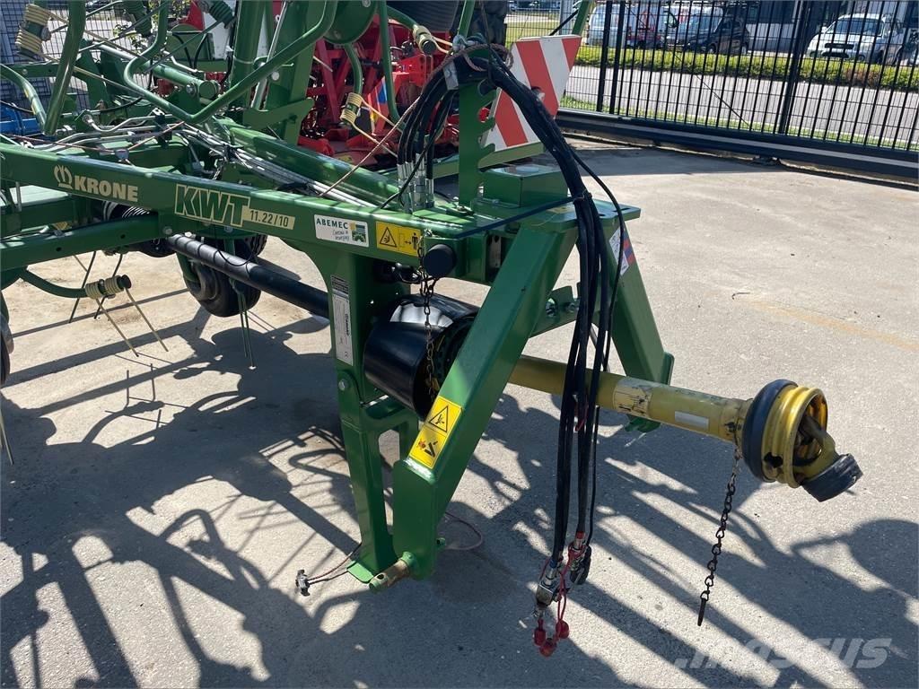Krone KWT 11.22 Vändare och luftare