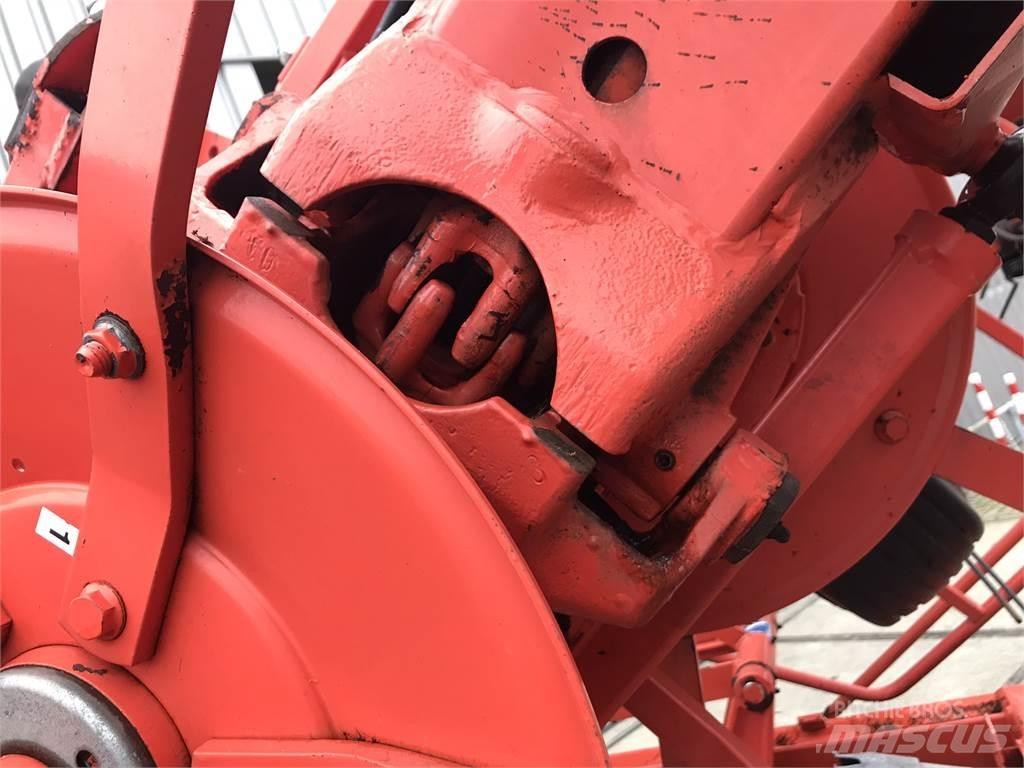Kuhn GF 10802 T Vändare och luftare