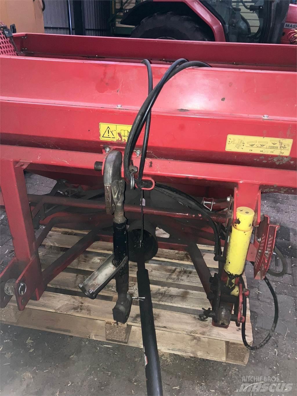 Lely centerliner Fast- och kletgödselspridare