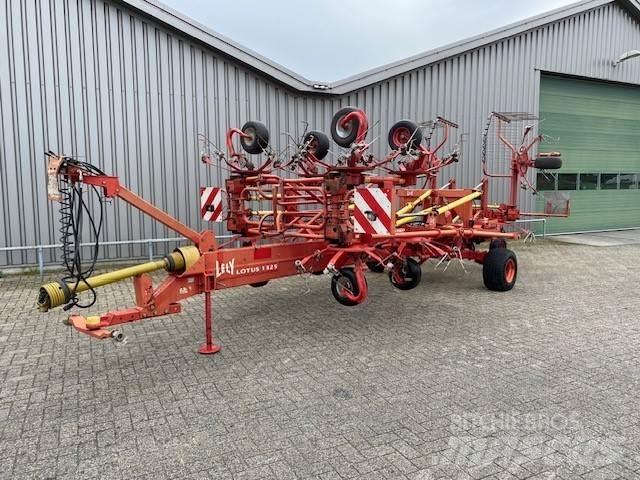 Lely Lotus 1325 Vändare och luftare
