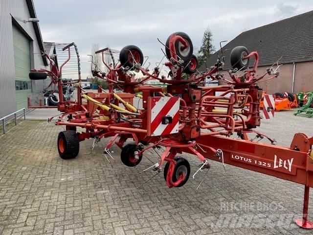 Lely Lotus 1325 Vändare och luftare