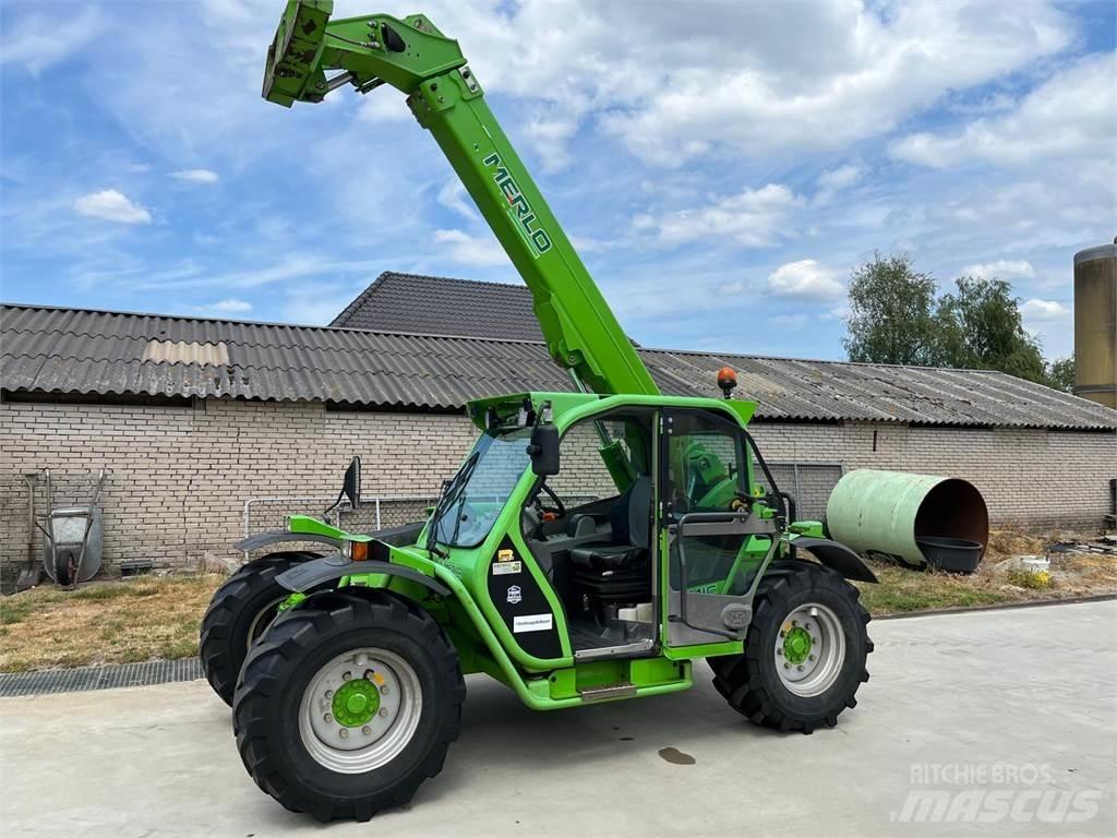 Merlo P32.6L Redskapsbärare för lantbruk