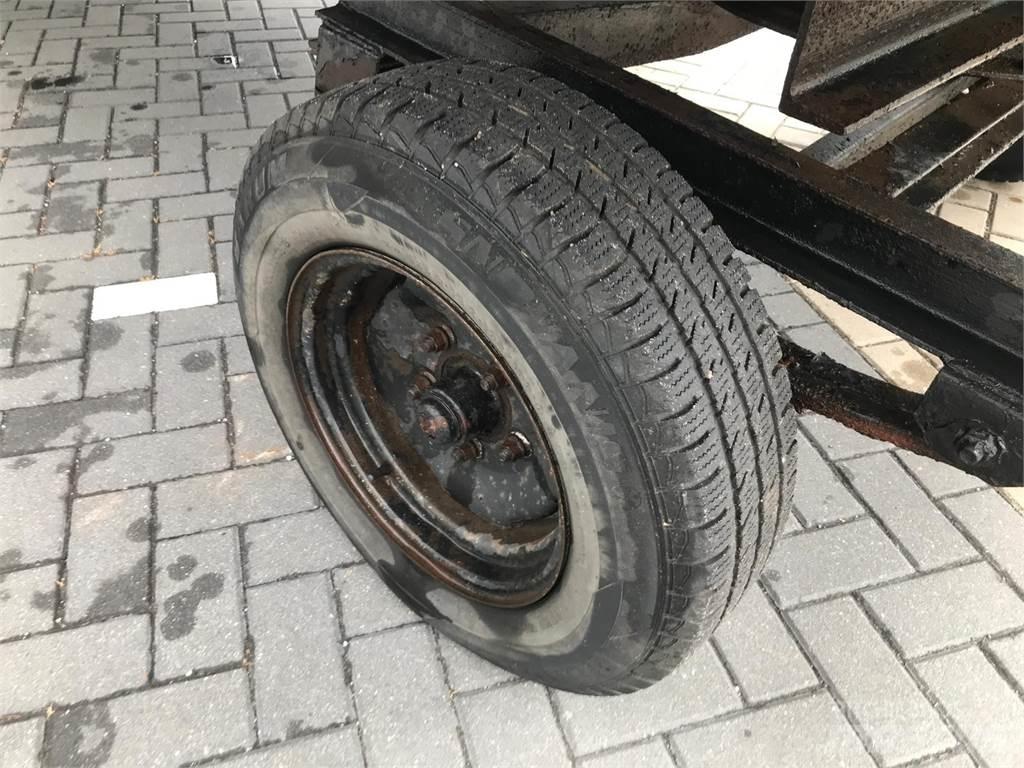  Platte wagen Djurtransportsläp