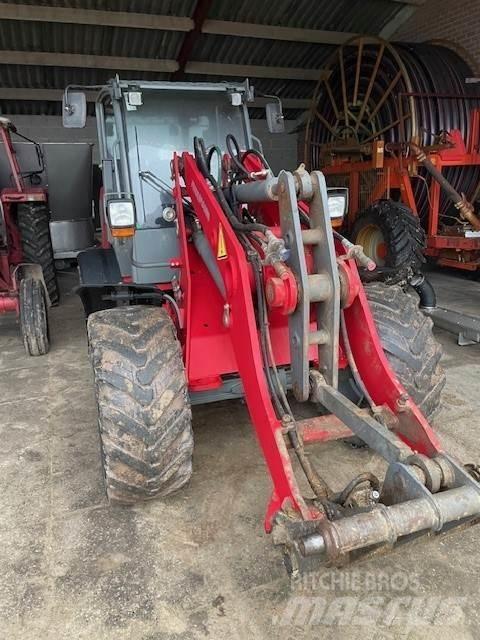 Weidemann 4080 LP Frontlastare och grävare