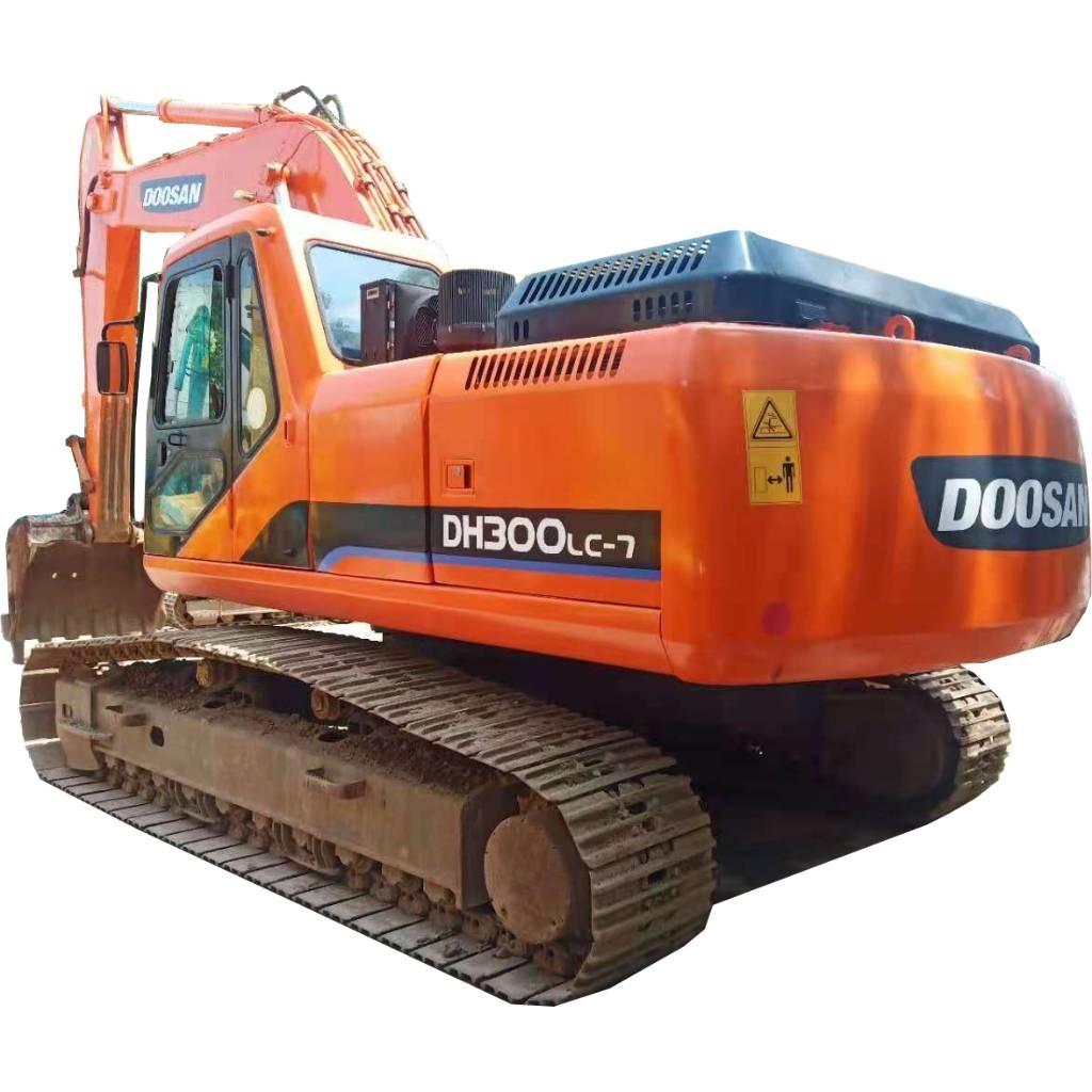 Doosan DH 300 LC-7 Bandgrävare