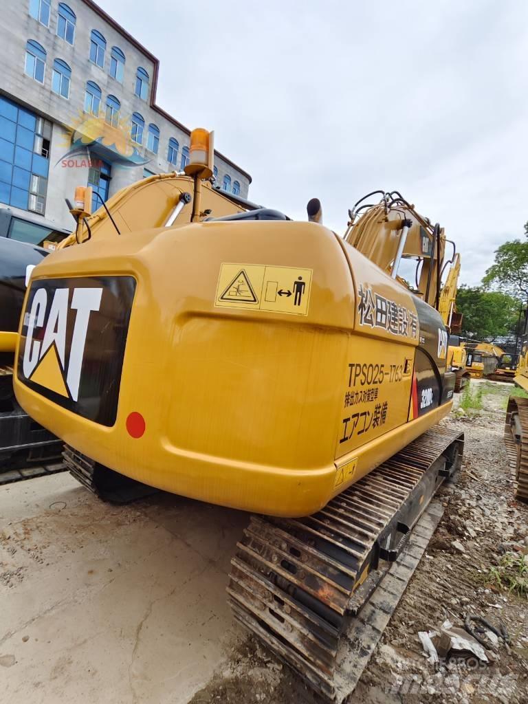 CAT 320 D L Bandgrävare