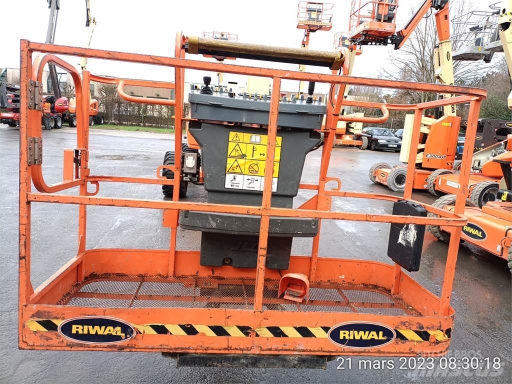 JLG 520AJ Bomliftar