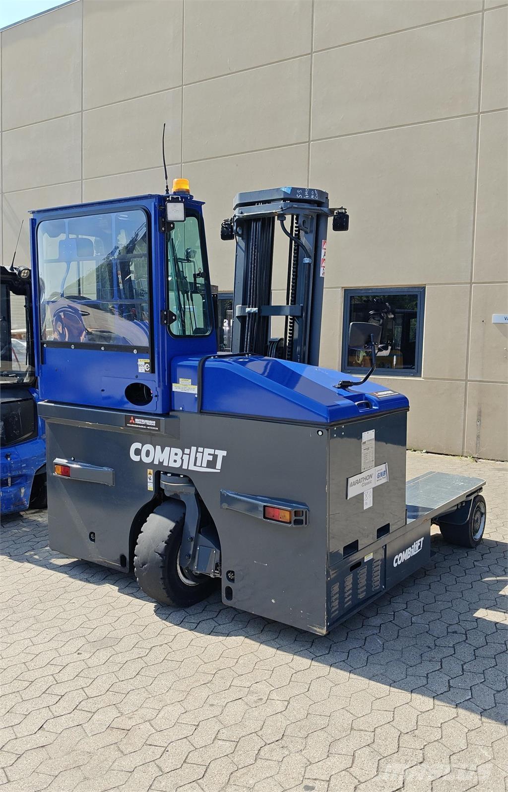 Combilift C4500E 4-vägstruck