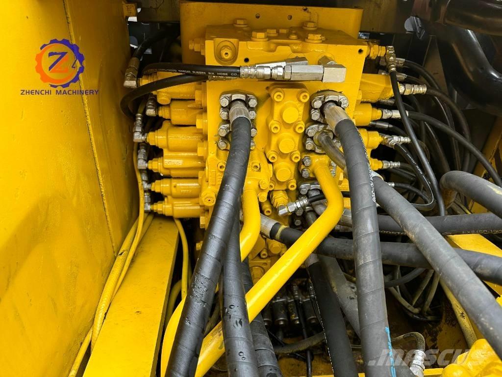 Komatsu PC 200-7 Bandgrävare