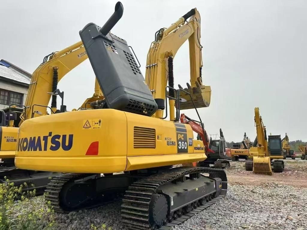 Komatsu 360-8MO Bandgrävare
