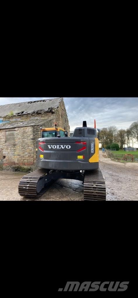 Volvo ECR 235 E Bandgrävare