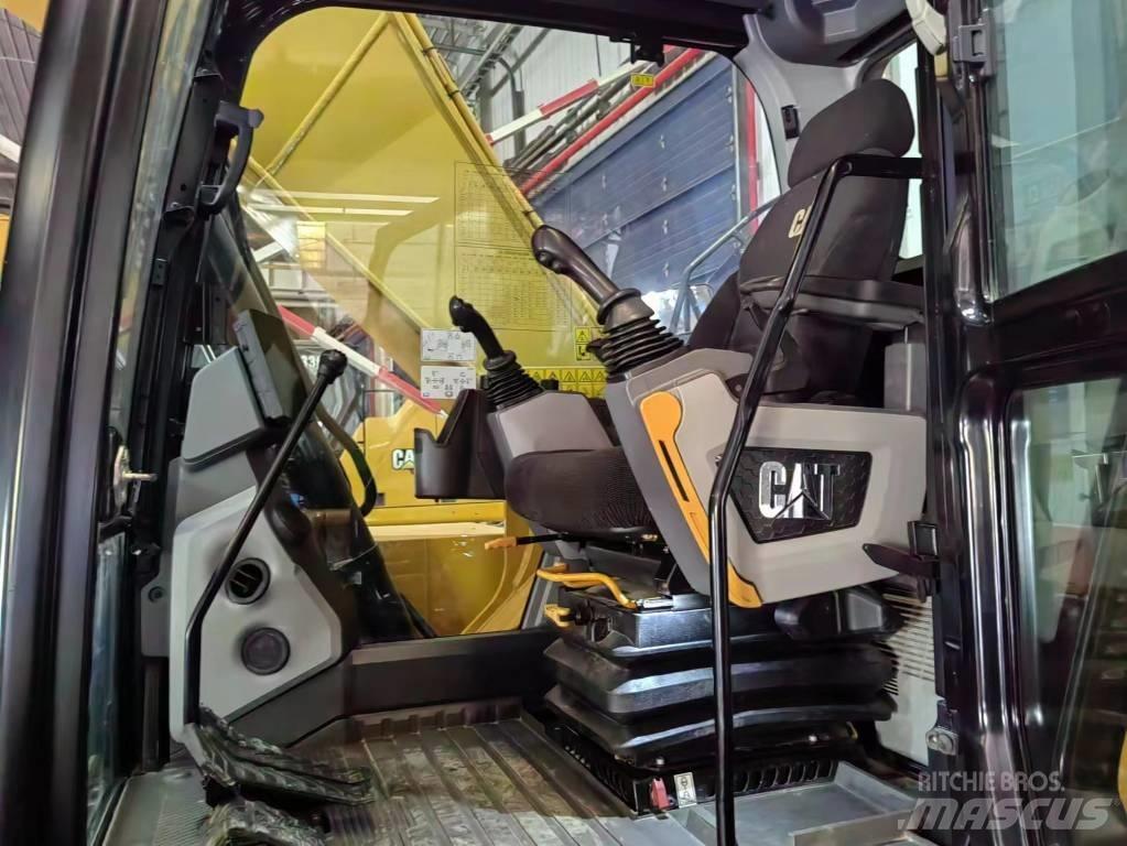 CAT 320 Bandgrävare