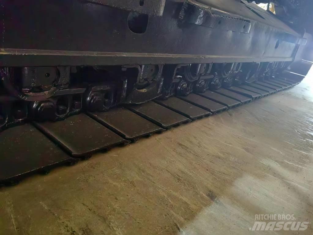 CAT 320 Bandgrävare