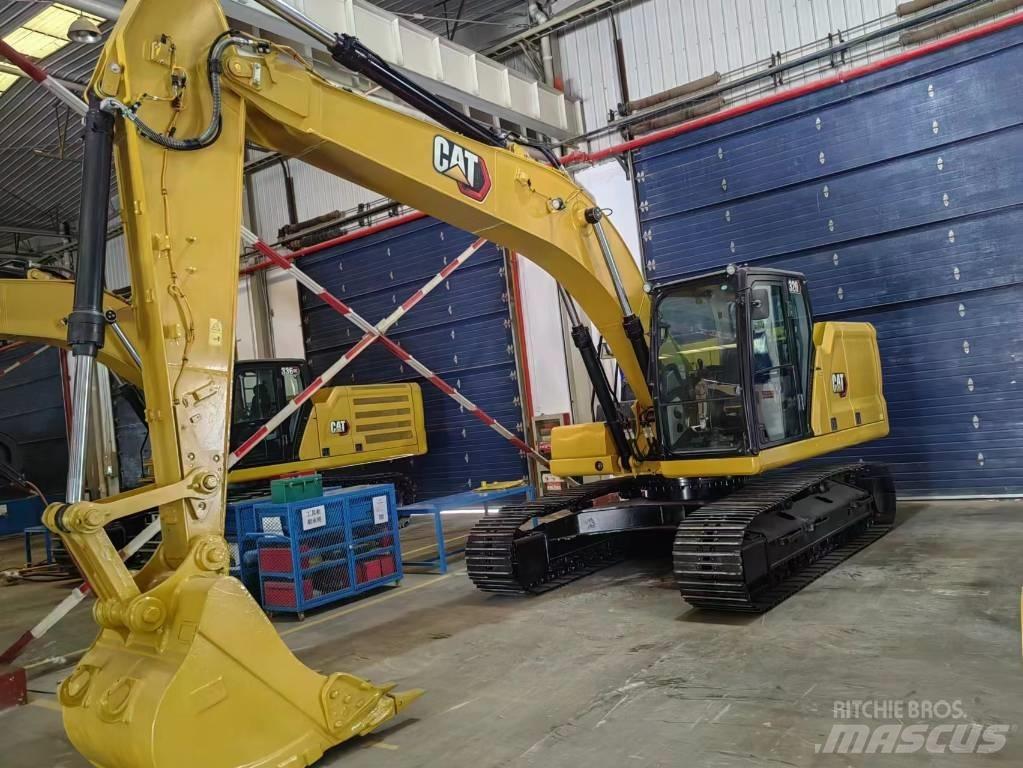 CAT 320 Bandgrävare