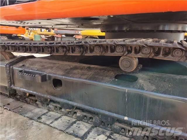 Hitachi EX 120 Bandgrävare