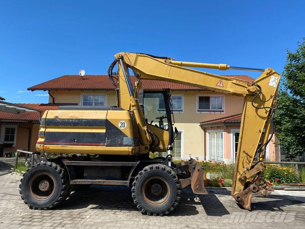 CAT M 312 Hjulgrävare