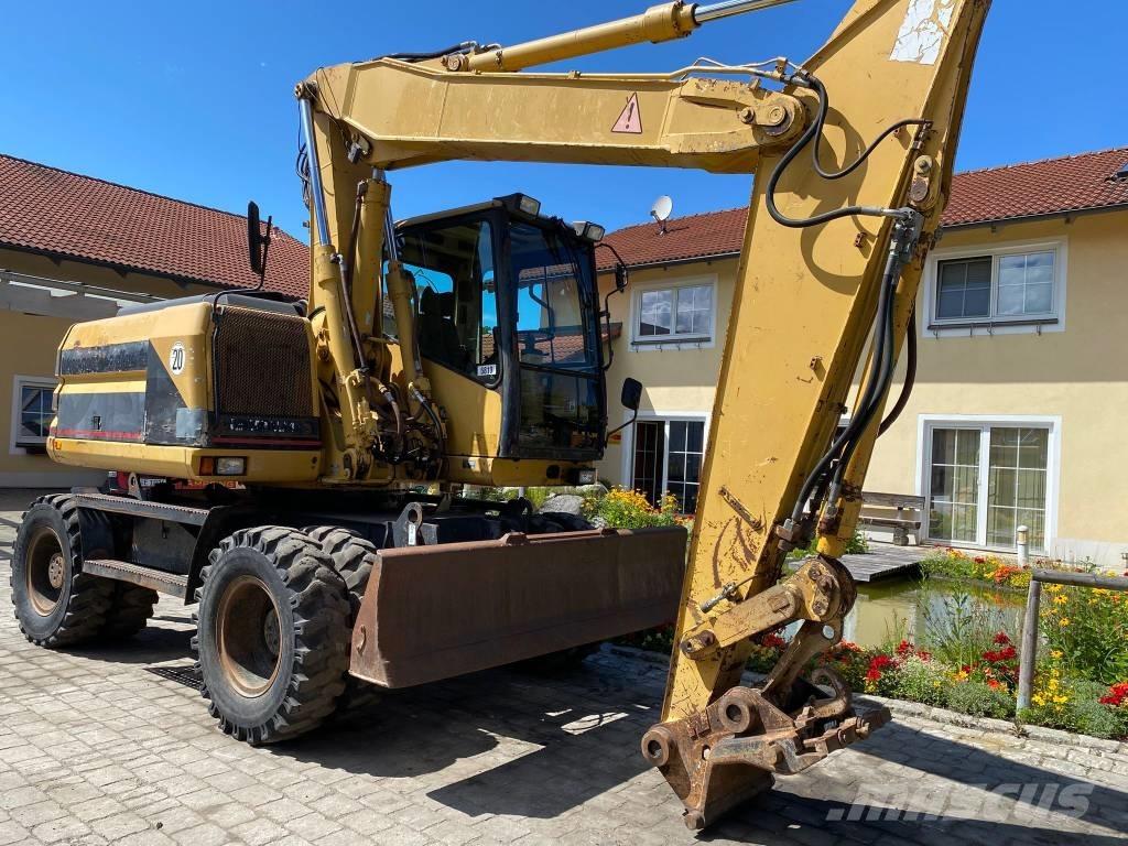 CAT M 312 Hjulgrävare