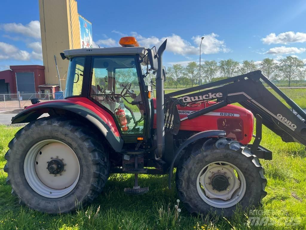 Massey Ferguson 8220 Traktorer