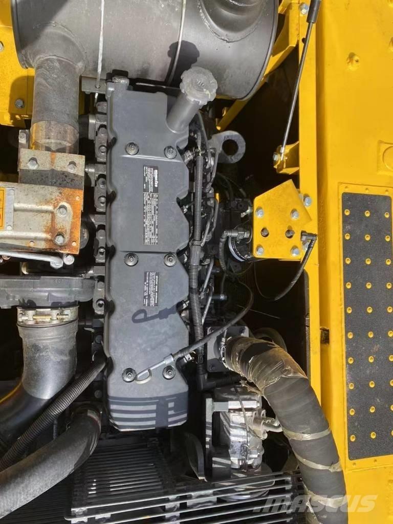 Komatsu 200-8 Bandgrävare
