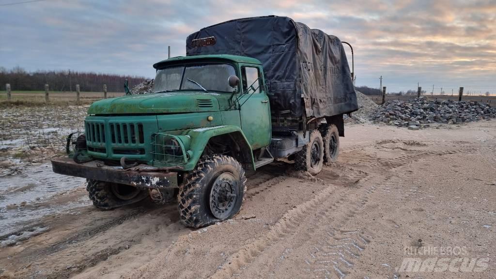 ZIL 157 K 6x6 Skåpbilar