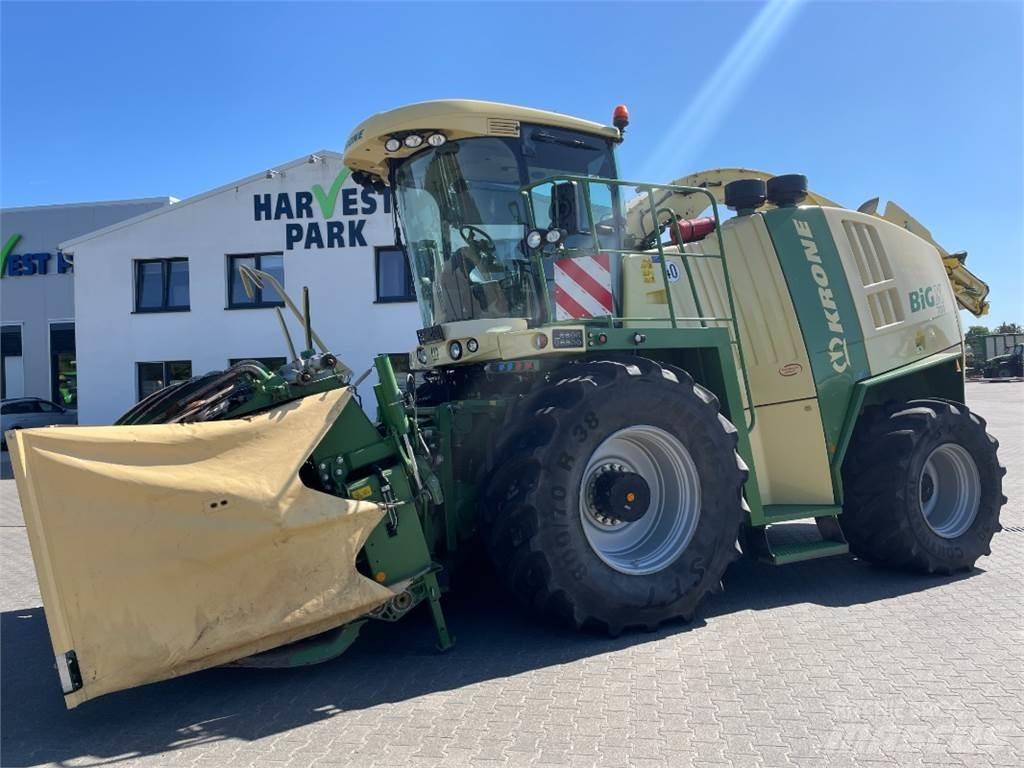 Krone BiG X 700 Fälthackar