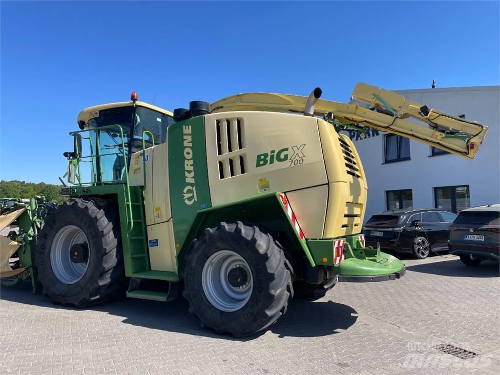 Krone BiG X 700 Fälthackar