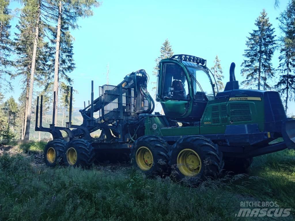 John Deere 1510 G Skotare