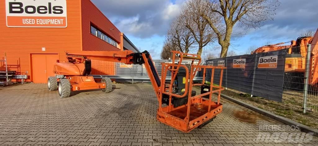 JLG M600JP Bomliftar