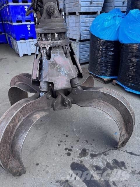 Fuchs MHL 331 Avfalls / industri hantering