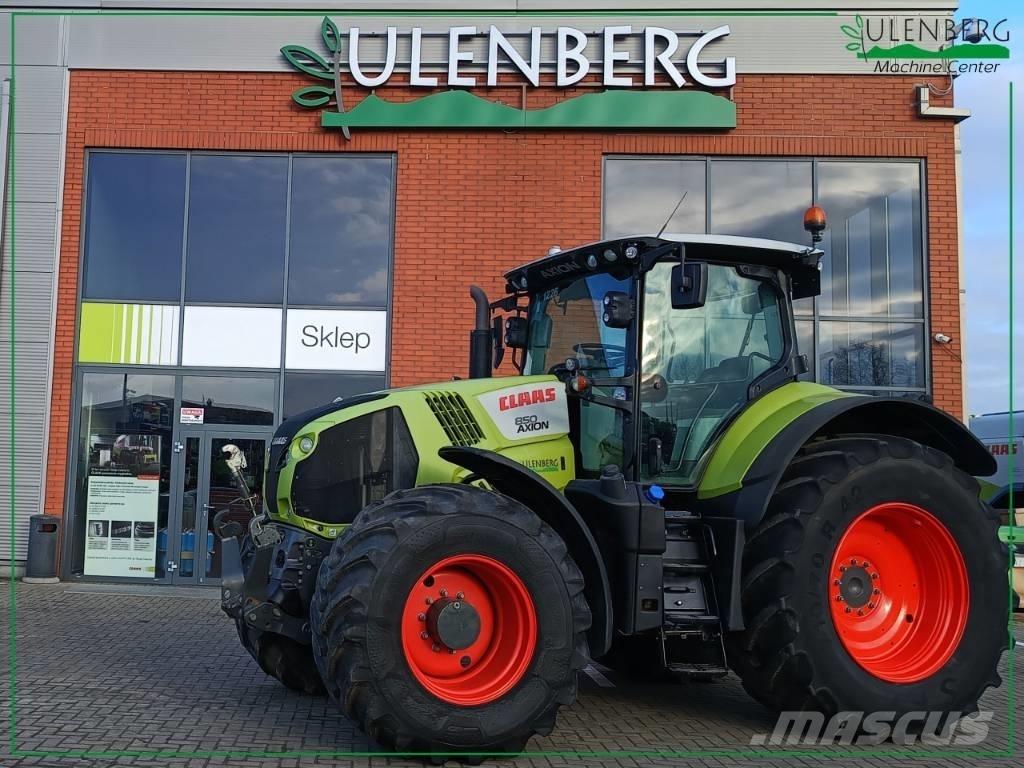 CLAAS Axion 850 Traktorer