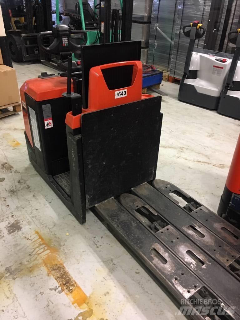 BT OSE 250 P Plocktruck, låglyftande