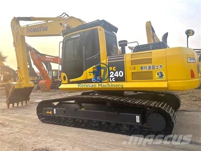 Komatsu PC 240 -8 Bandgrävare