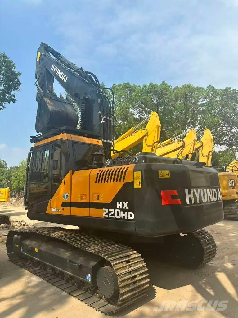 Hyundai HX220HD Midigrävmaskiner 7t - 12t