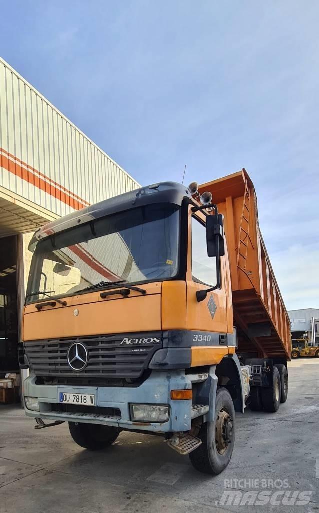 Mercedes-Benz 3340 Tippbilar