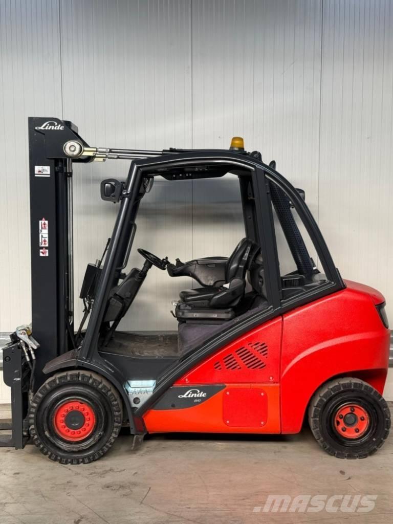 Linde H35-02 BJ Gasolmotviktstruckar