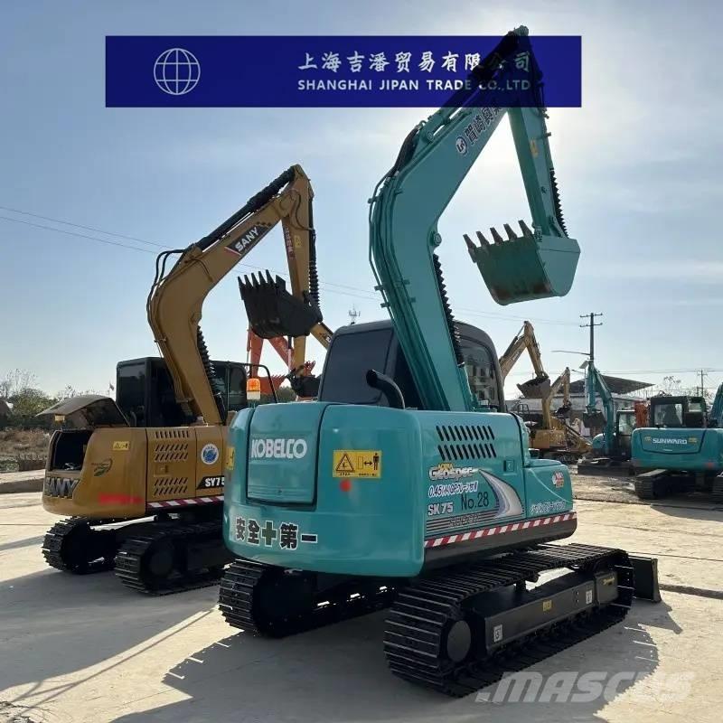 Kobelco SK 75 Midigrävmaskiner 7t - 12t