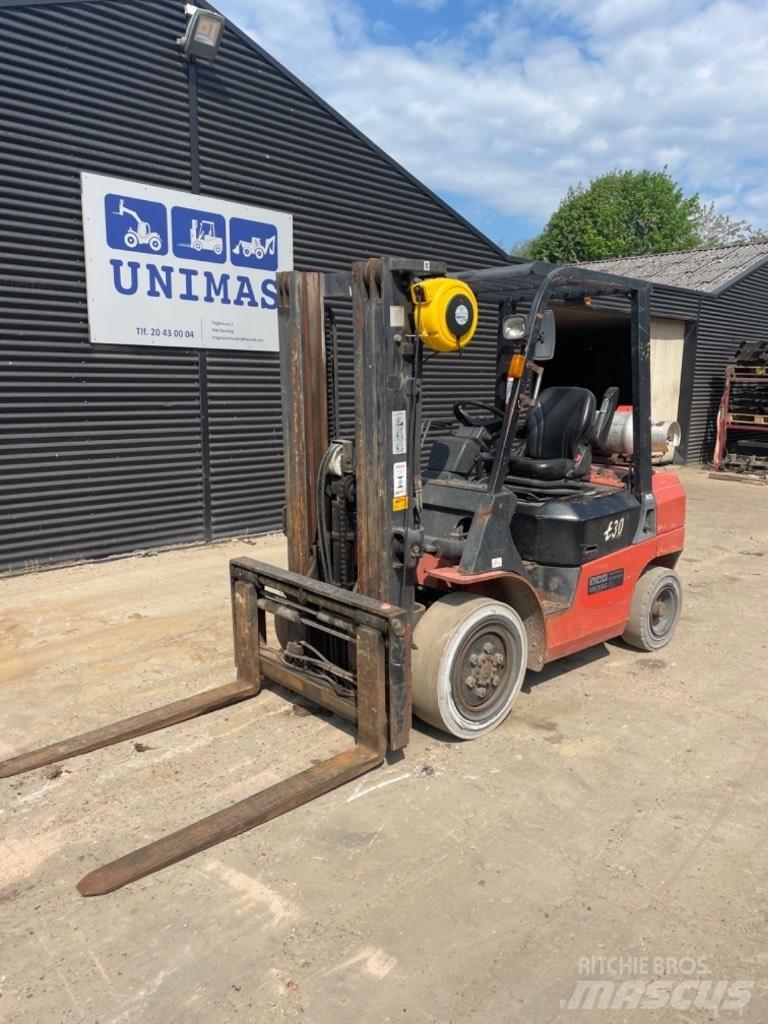 EP FG 25 Gasolmotviktstruckar