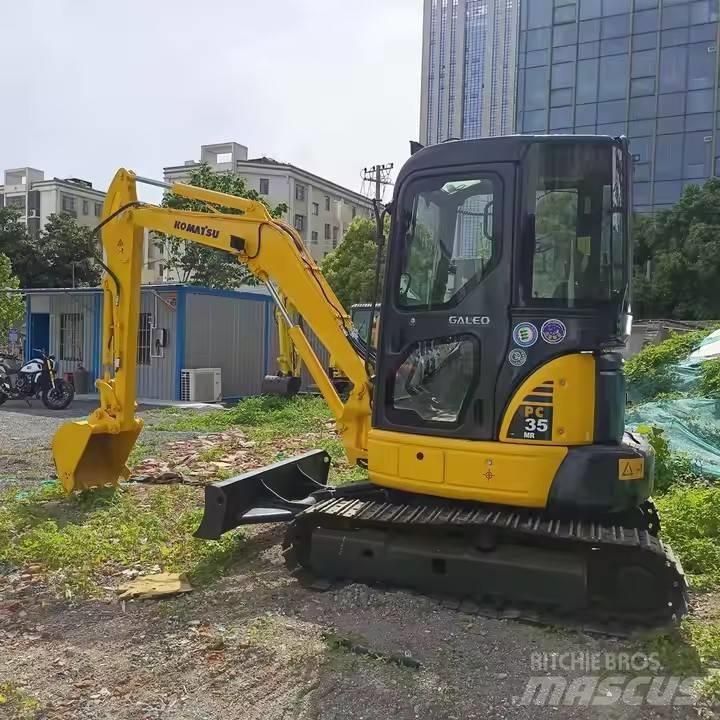 Komatsu PC35MR Bandgrävare