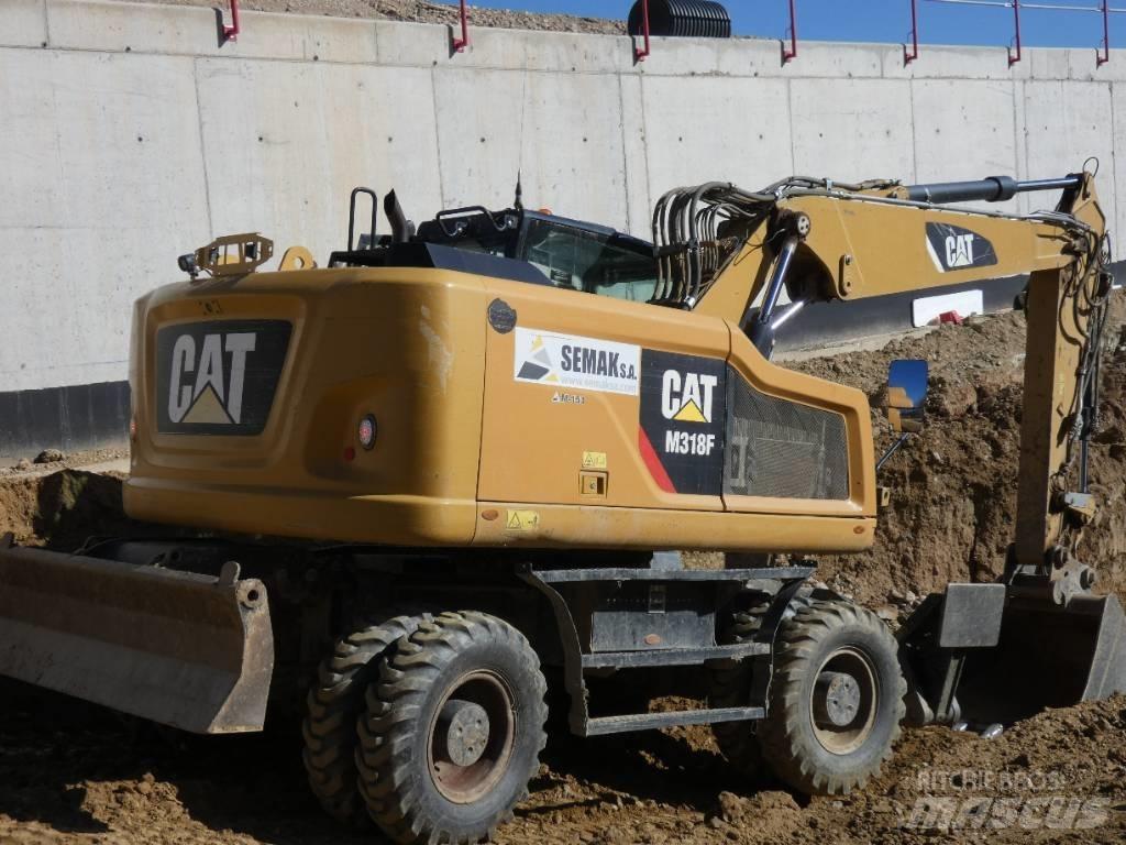 CAT M 318 F Hjulgrävare