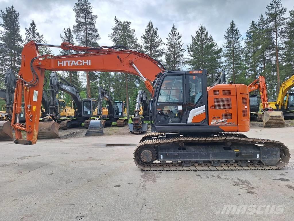 Hitachi ZX225USLC-7 Bandgrävare