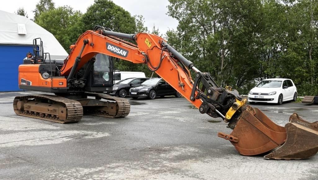 Doosan DX180LC-5 Bandgrävare