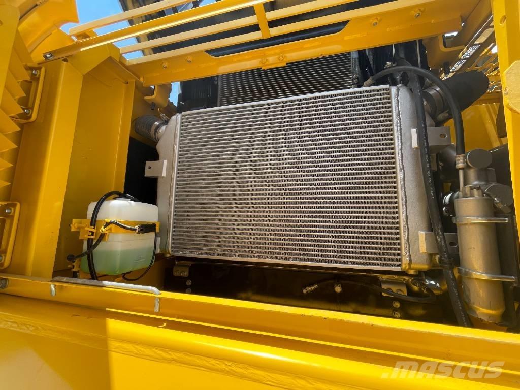 Komatsu PC 360 Bandgrävare