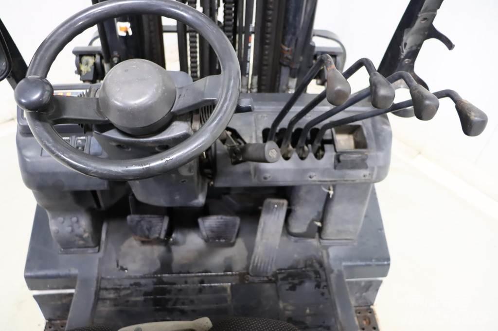 Nissan U1D2A20LQ Gasolmotviktstruckar