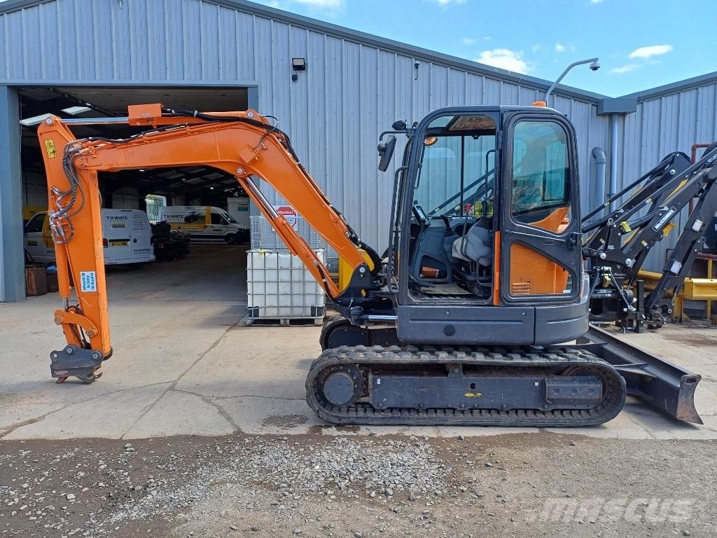 Develon DX 63-3 Minigrävare < 7t