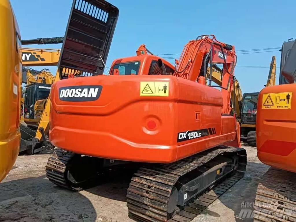 Doosan DX150 Midigrävmaskiner 7t - 12t