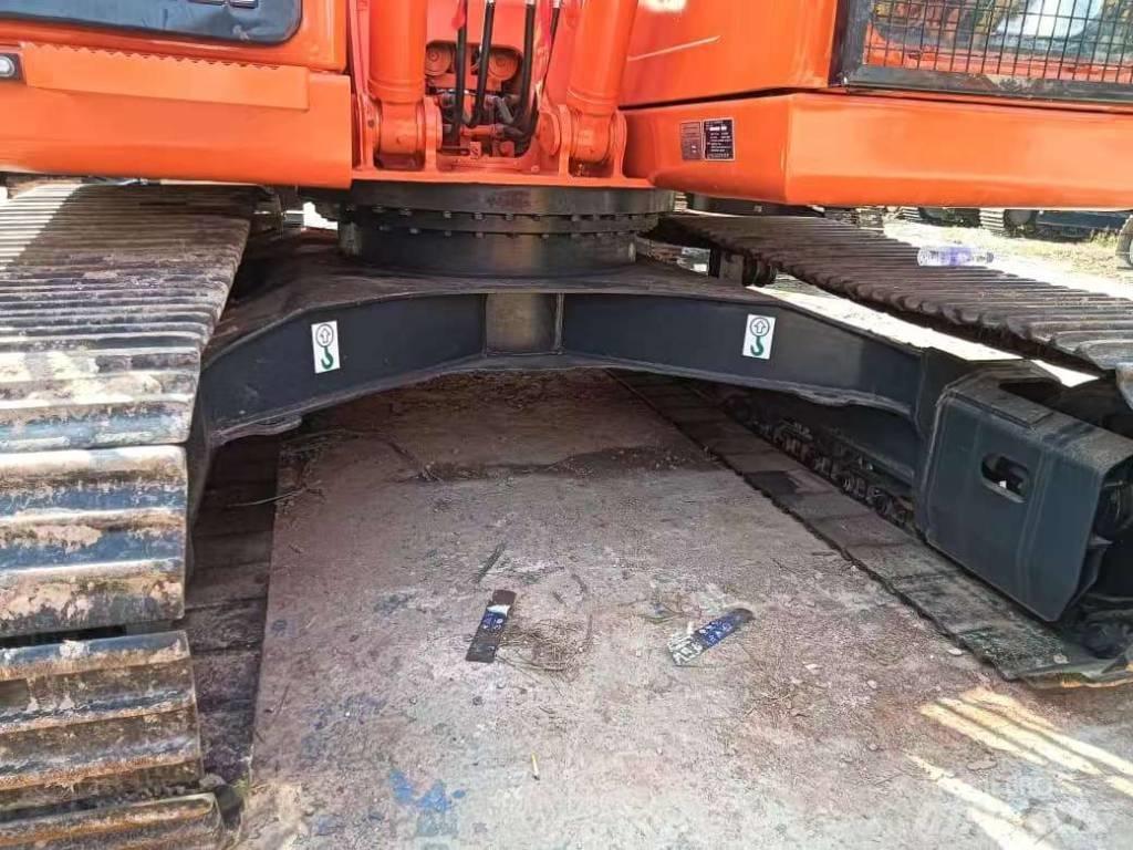 Doosan DX150 Midigrävmaskiner 7t - 12t
