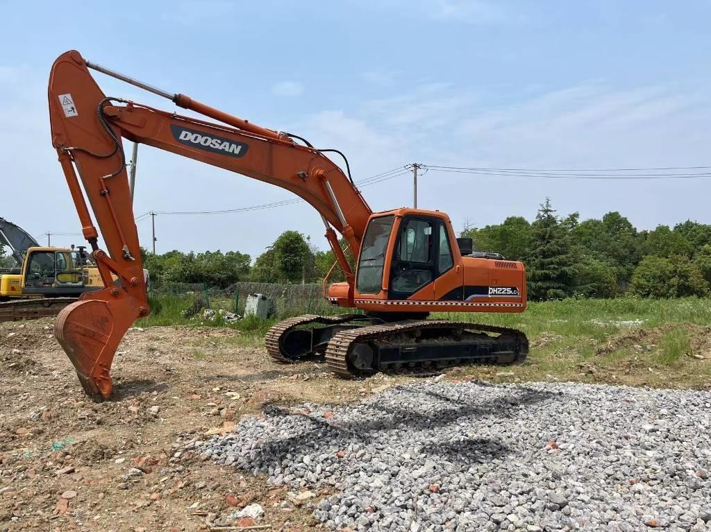 Doosan DH 300 Bandgrävare